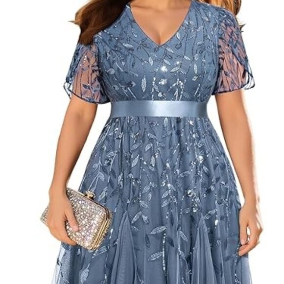 Bridesmaid, Formal, Semi-formal, Prom - Picture 4 of 4